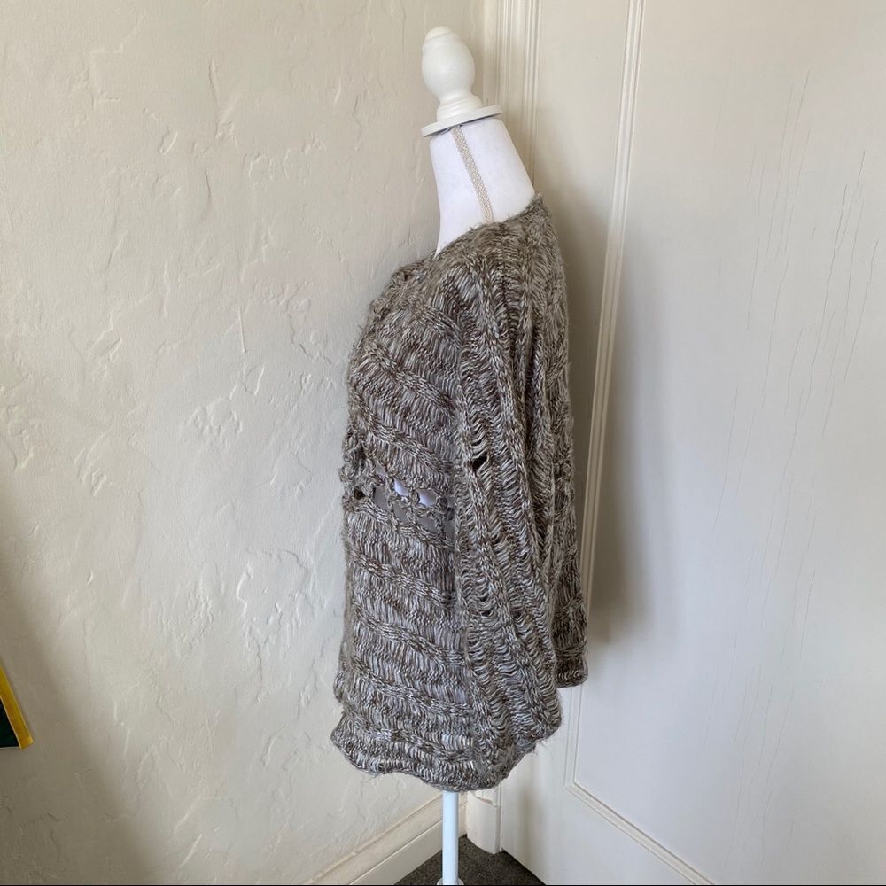 Oversized Sweater  - Picture 4 of 10
